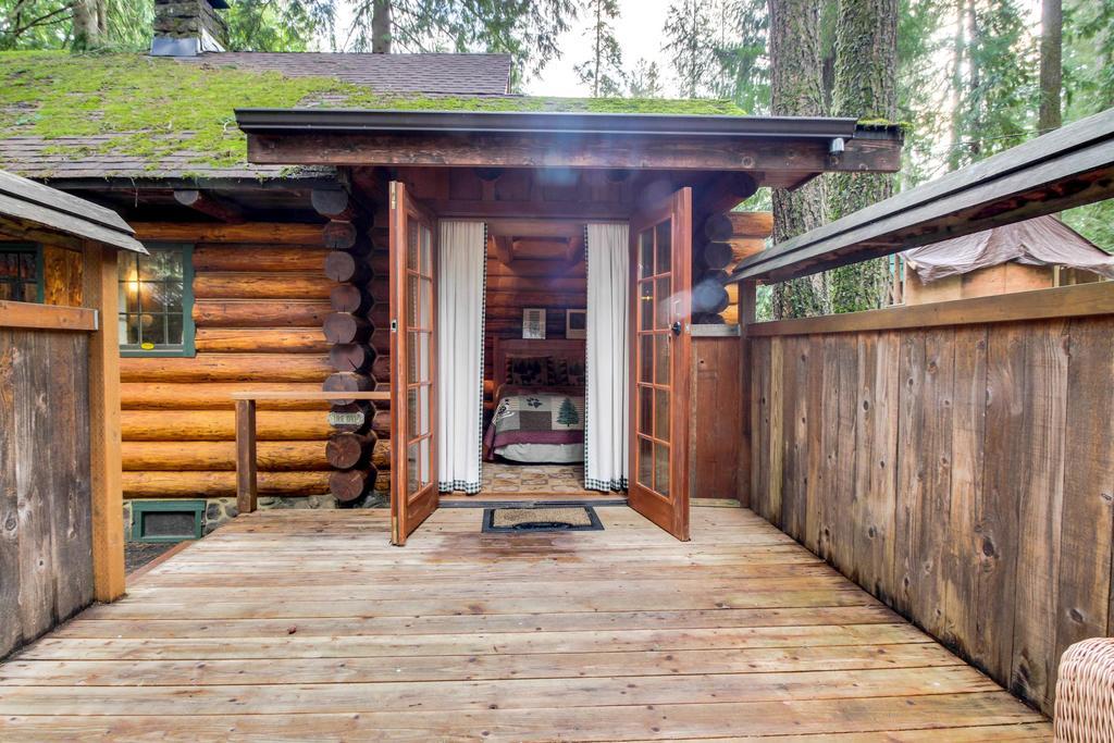 Zoe'S Log Cabin Villa Welches Exterior photo